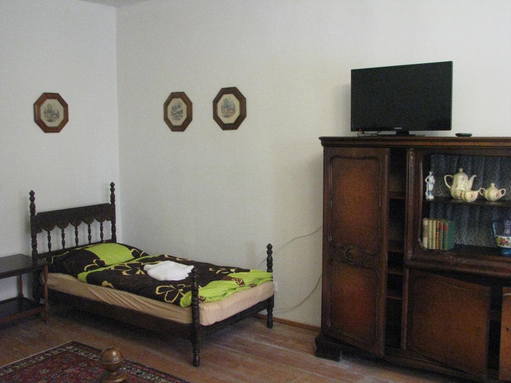 Penzion u Čermáka Ostrov  Exterior foto